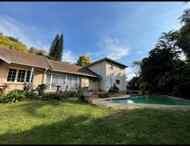 5 BEDROOM HOUSE FOR SALE IN COWIES HILL